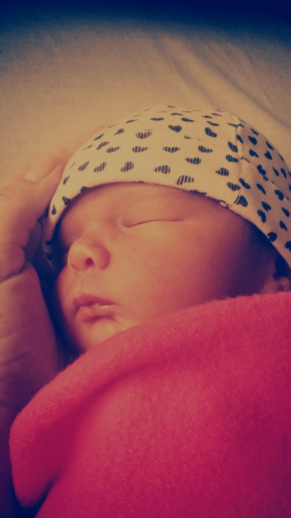 manon, née le 21 octobre 2014