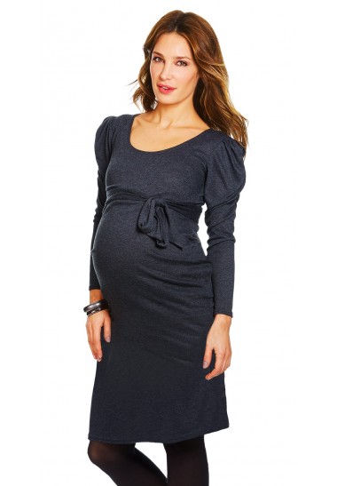 Cette jolie robe grise est féminine sans être too much. Manches longues, elle est idéale pour l'hiver. On aime : sa petite ceinture au-dessus du baby bump et ses hauts de manches bouffants. Robe de grossesse "Beatles" Envie de fraises, 20.99 euros en soldes