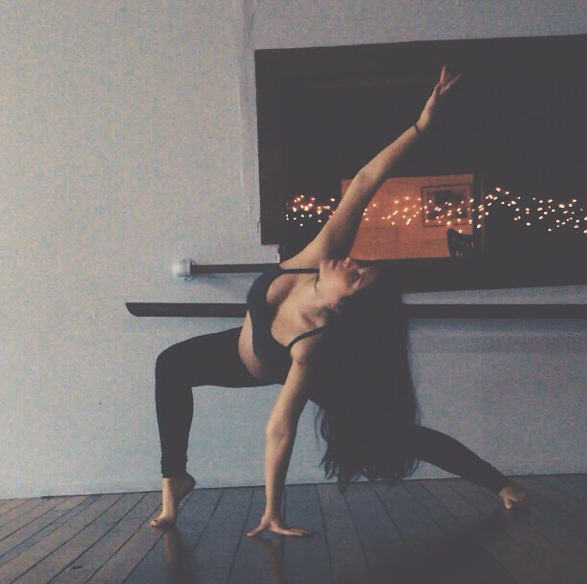 Mariza qui fait du Yoga (4)