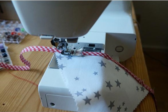 etape 9 diy guirlande fanions