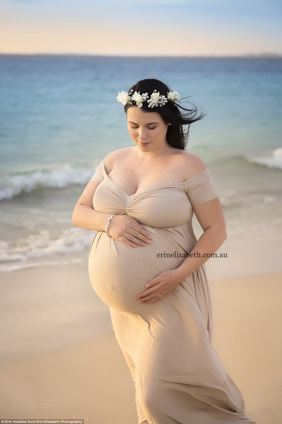 Kim-Tucci-enceinte-photos-plage-quintuple4