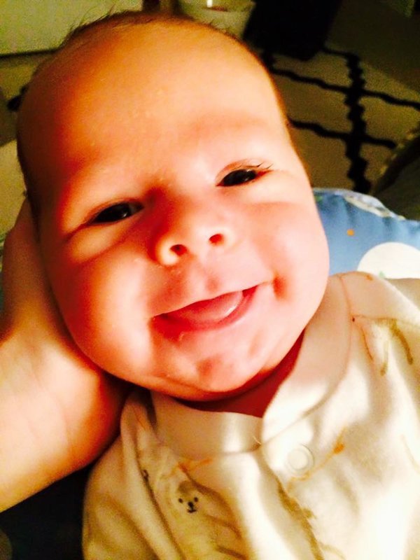 photos-bebes-qui-sourient-14