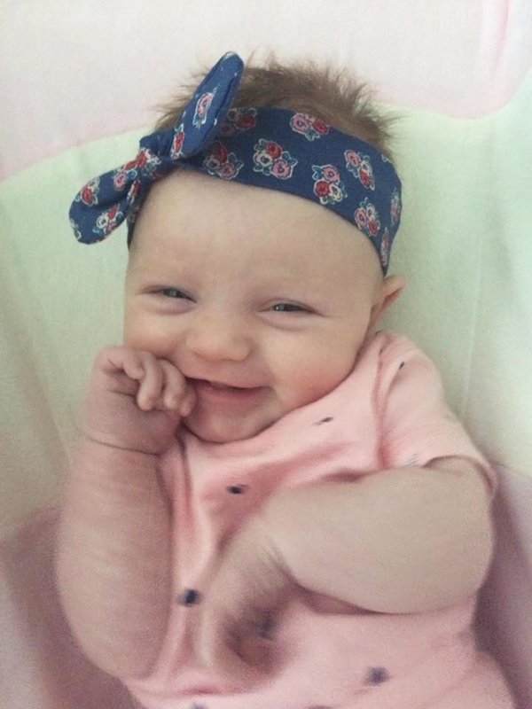 photos-bebes-qui-sourient-27