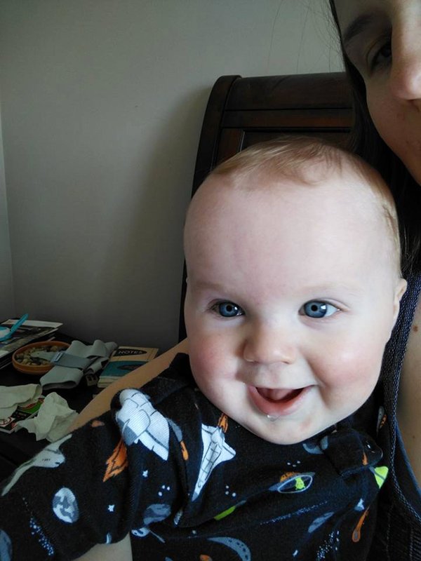 photos-bebes-qui-sourient-32