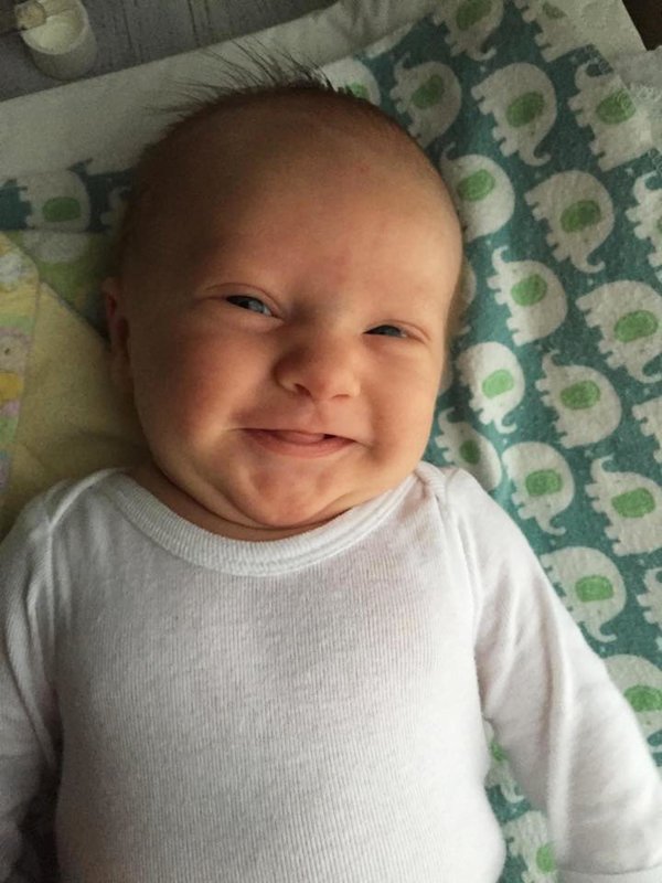 photos-bebes-qui-sourient-4