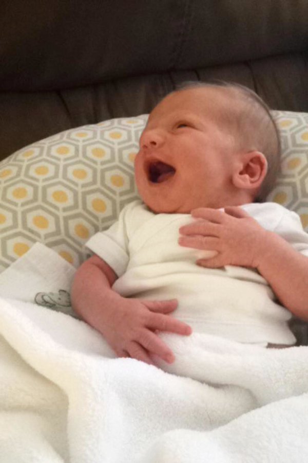 photos-bebes-qui-sourient-9