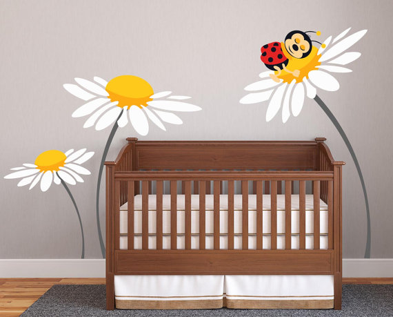 sticker muraux marguerites et coccinelle chambre bebe