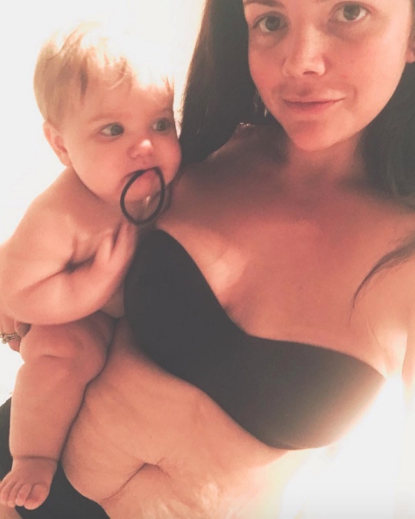 corps maman post partum