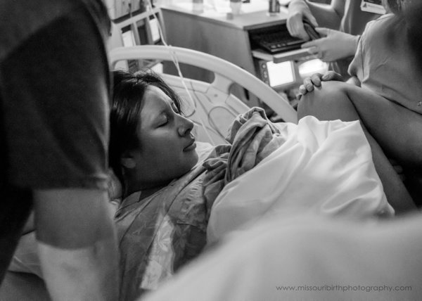photos-accouchements-futurs-parents-photographes-professionnels-5