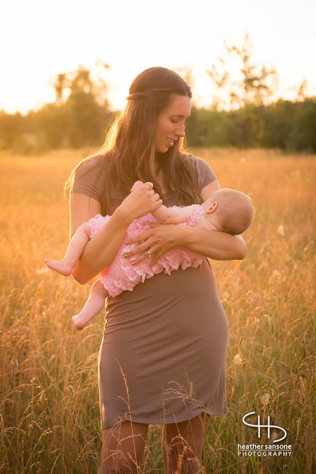 Heather-sansone-photographies-mamans-qui-allaitent-bebe-18