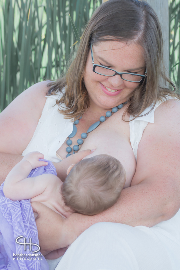 Heather-sansone-photographies-mamans-qui-allaitent-bebe-20