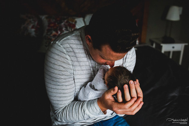 photographies-premiers-instants-avec-bebe-10