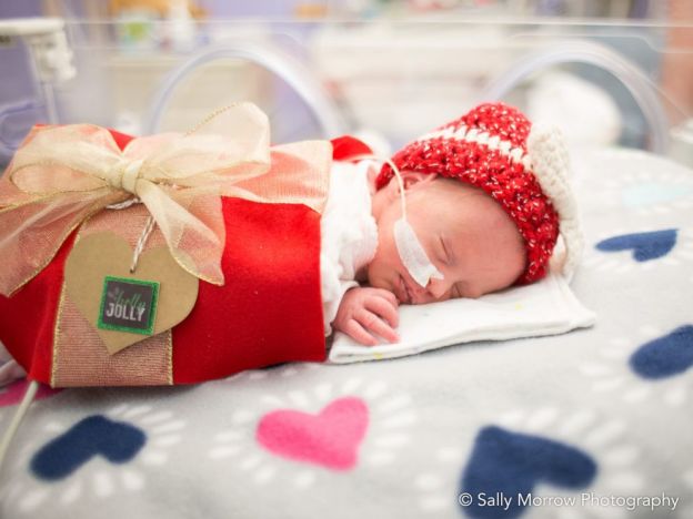 bebe cadeau pere noel 4