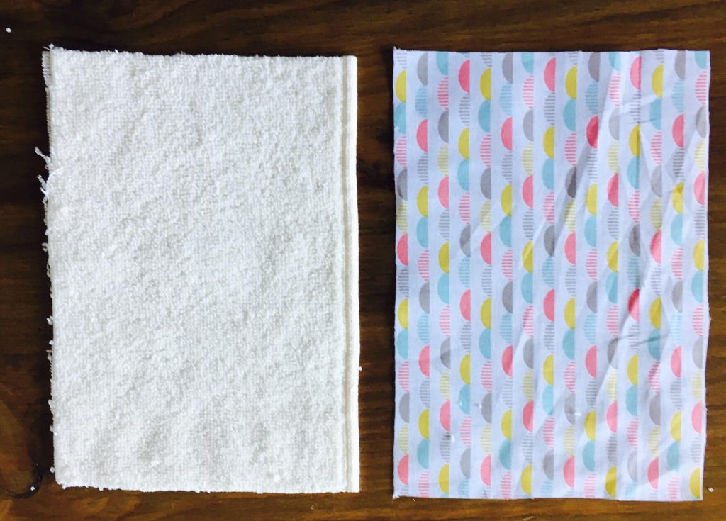 DIY d'une maman pour une sortie de bain avec son gant de toilette (11)