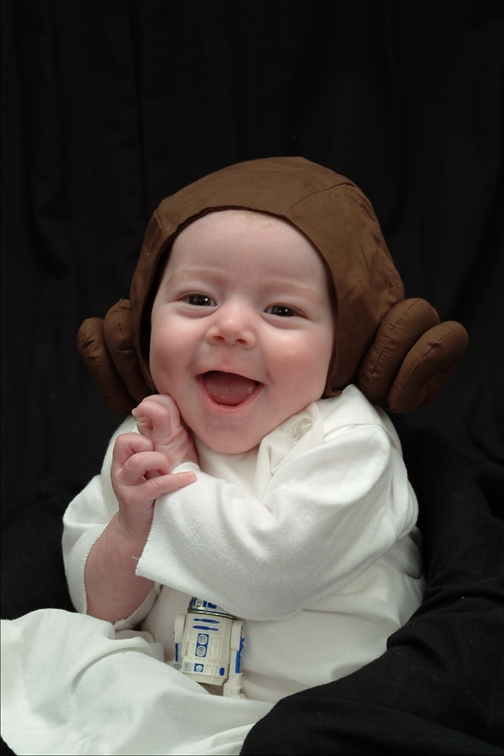 Bébé déguisé en princesse Leia