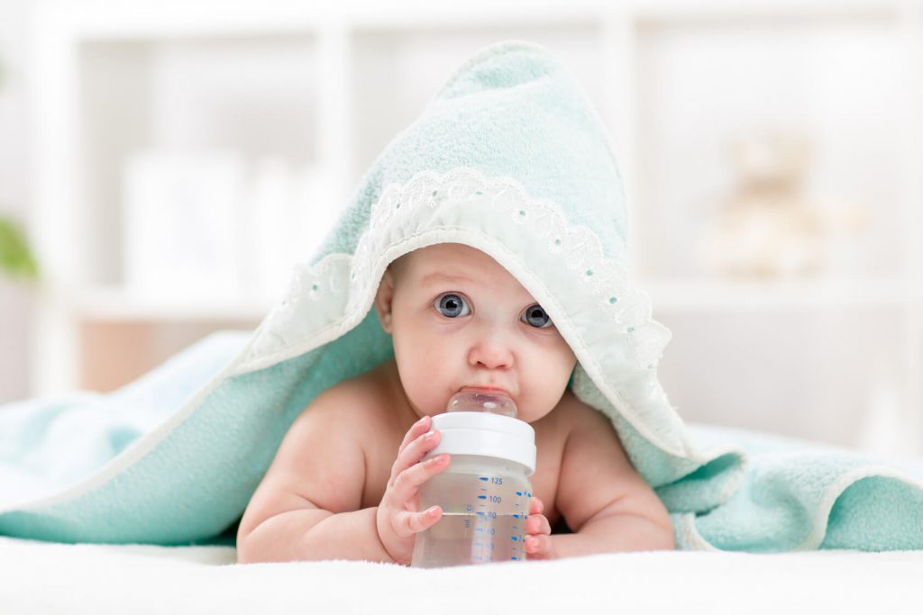 quelle eau choisir pour mon bébé- neuf mois