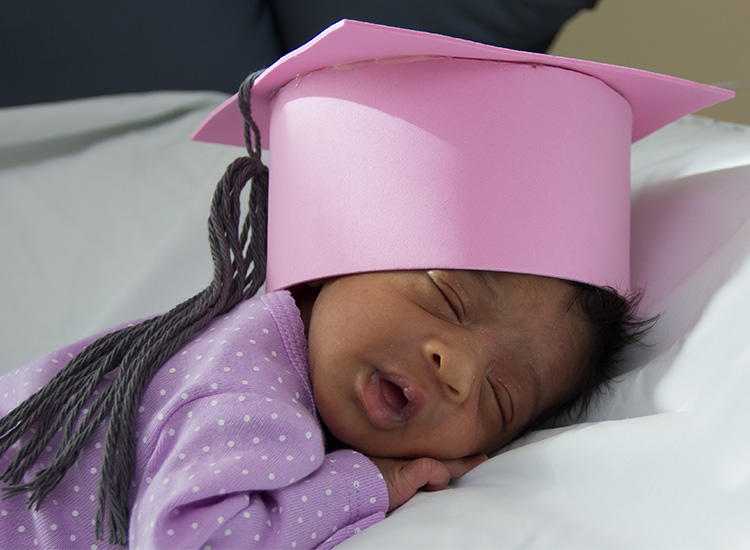 bébé diplomé soins intensifs 1