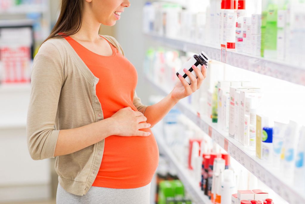 médicaments-liste-interdits-neuf-mois-enceinte